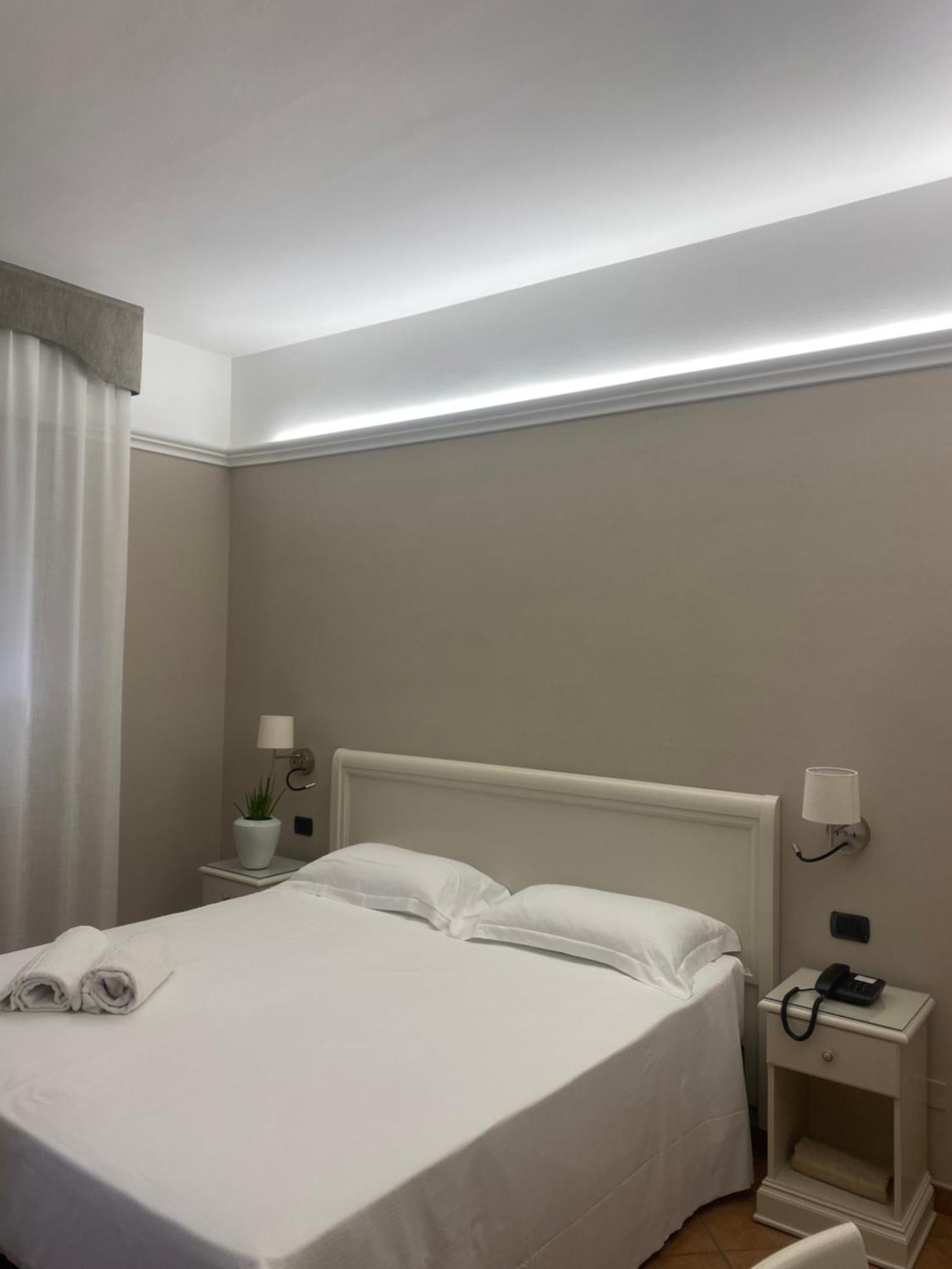 Hotel Aquila Castelfranco Emilia Εξωτερικό φωτογραφία