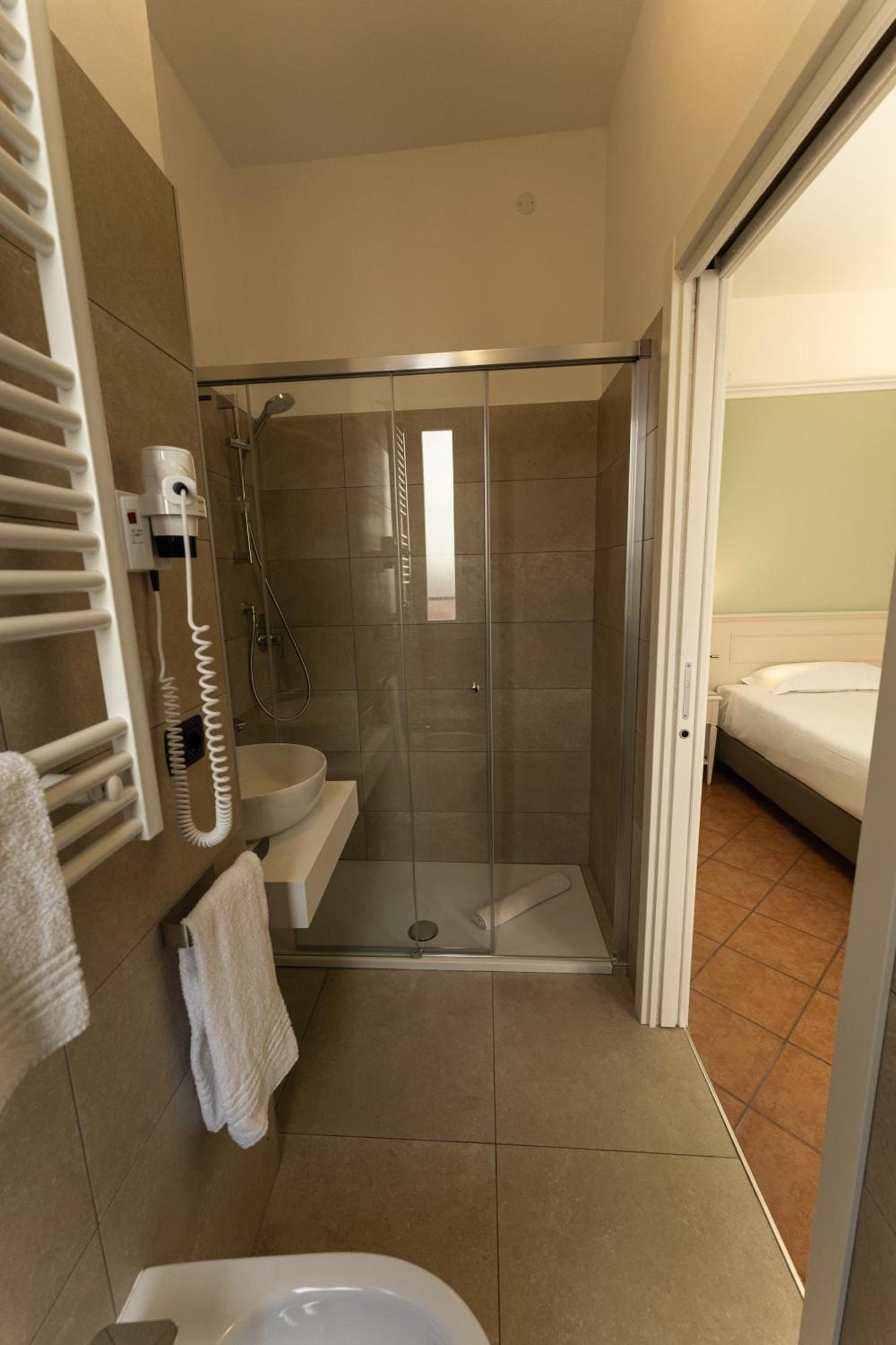 Hotel Aquila Castelfranco Emilia Εξωτερικό φωτογραφία