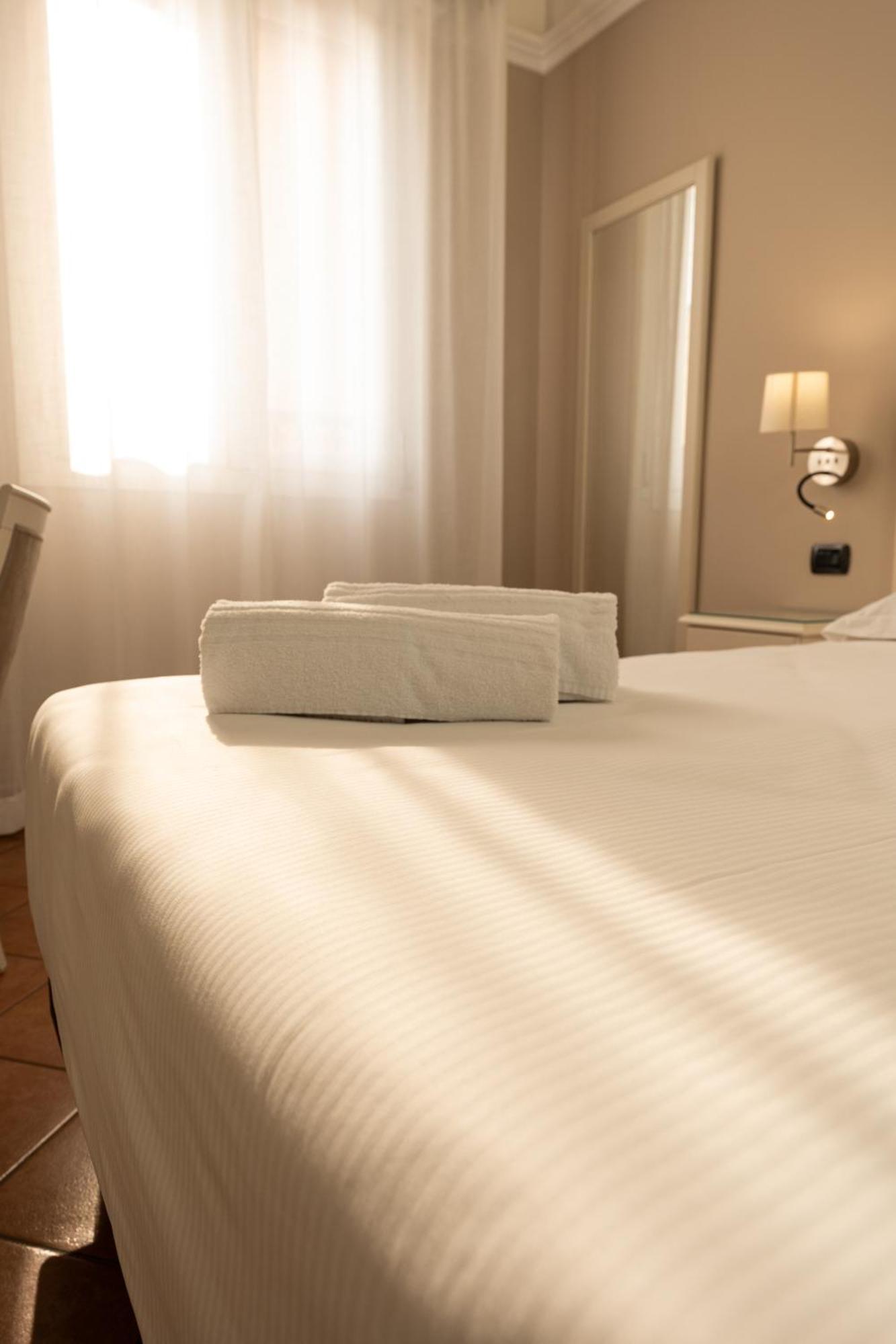 Hotel Aquila Castelfranco Emilia Εξωτερικό φωτογραφία
